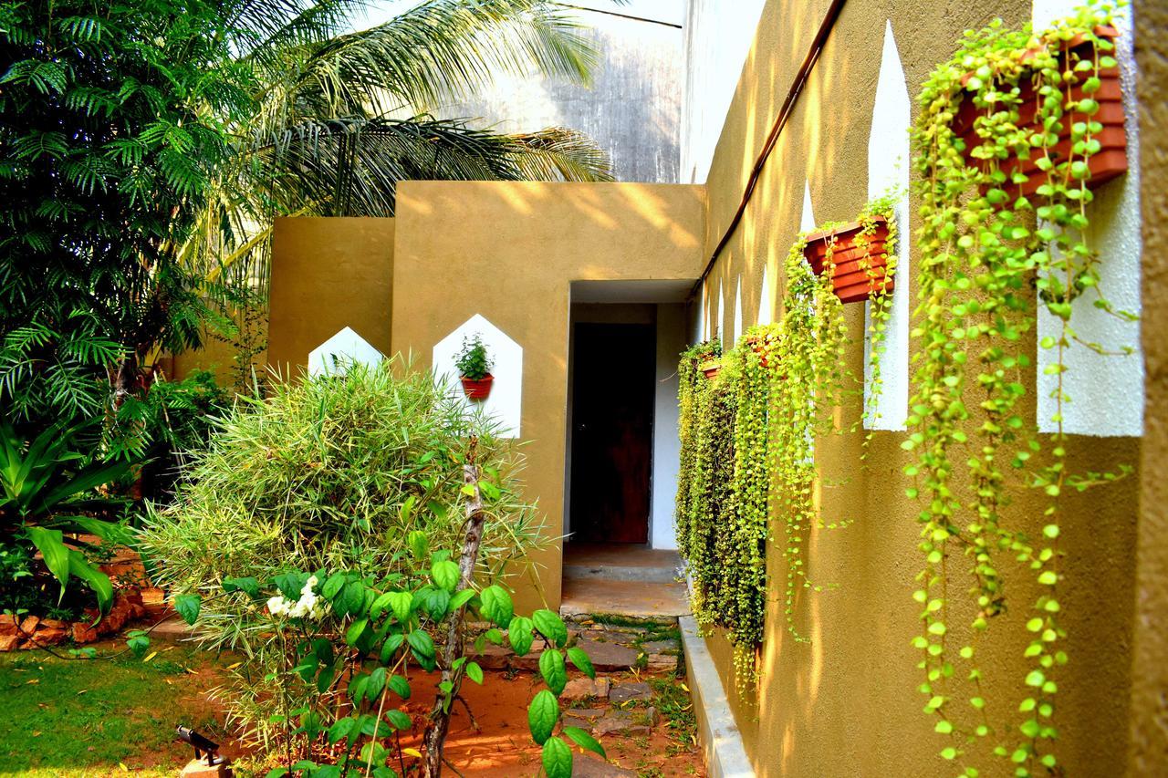 אנוראדפורה Villa Tulip Garden מראה חיצוני תמונה
