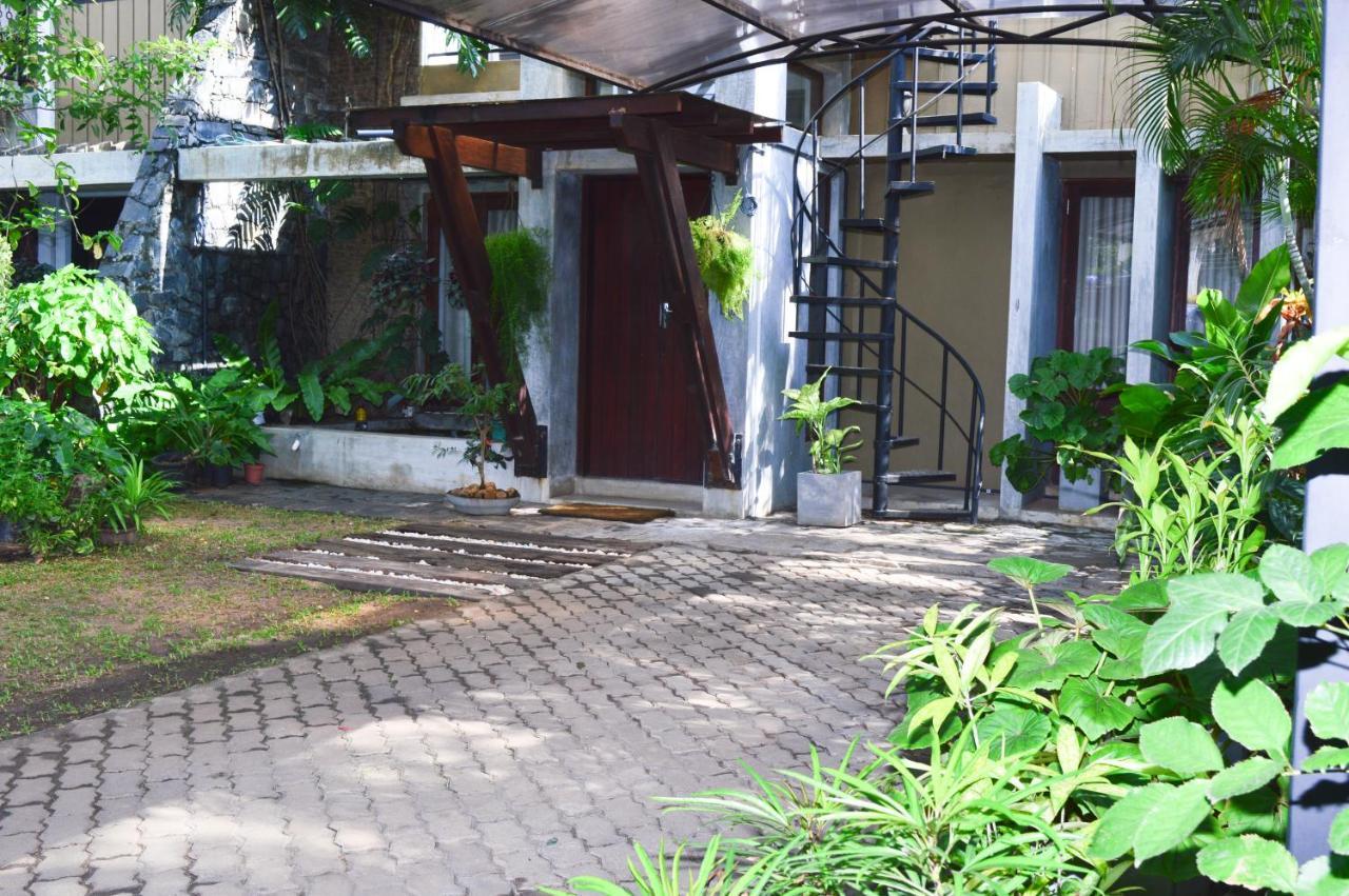 אנוראדפורה Villa Tulip Garden מראה חיצוני תמונה
