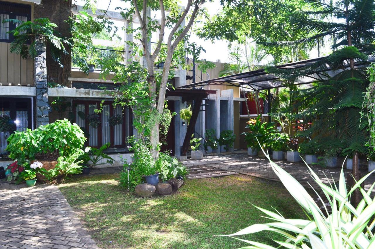 אנוראדפורה Villa Tulip Garden מראה חיצוני תמונה