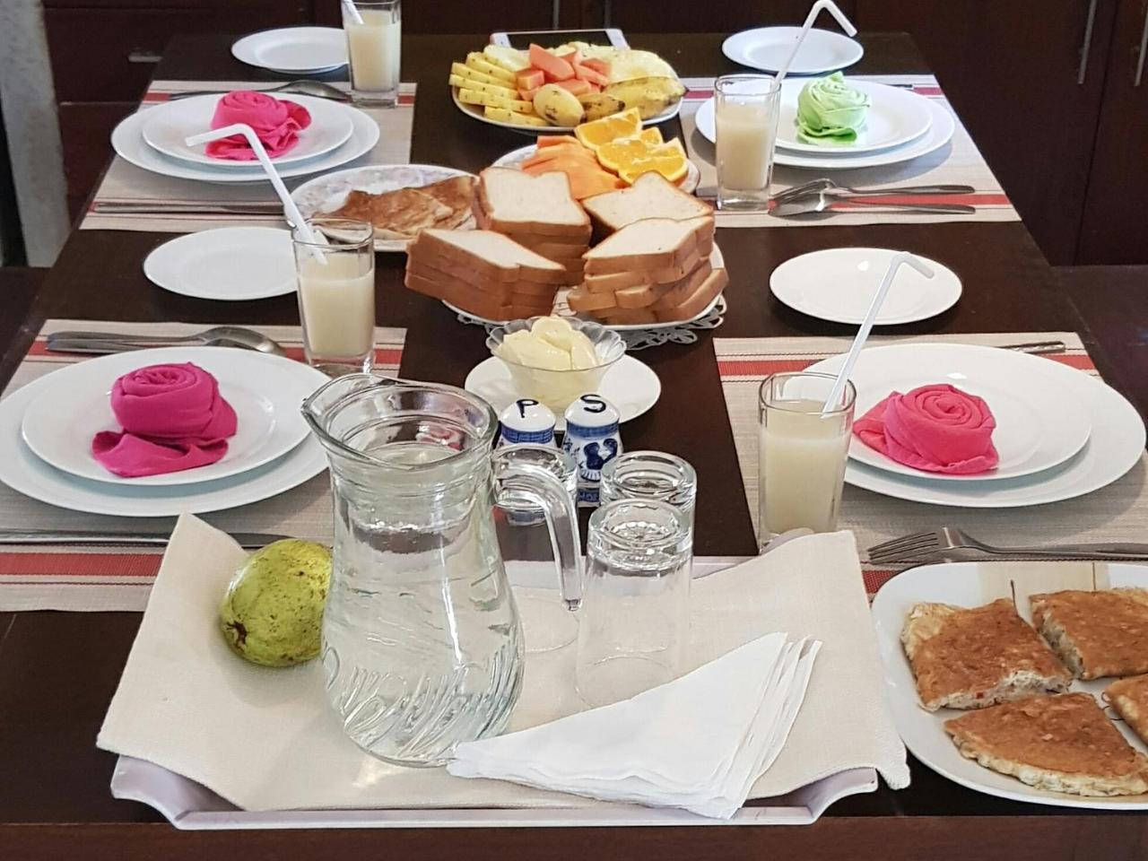 אנוראדפורה Villa Tulip Garden מראה חיצוני תמונה